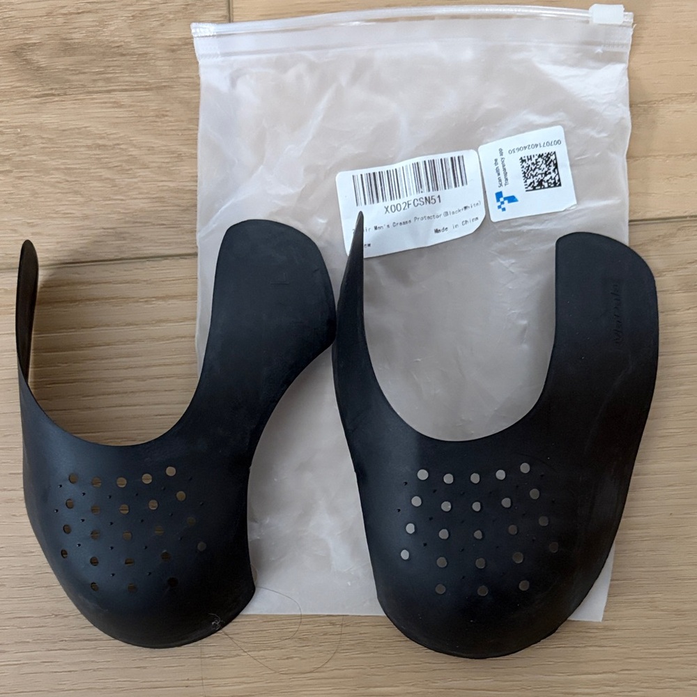 Men’s Black Shoe Crease Protector